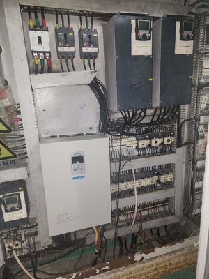 좋은 가격 확장 가능한 디자인 인로맥스 변속 속도 드라이브 HVAC 압축기 및 믹서기 400V 온라인으로